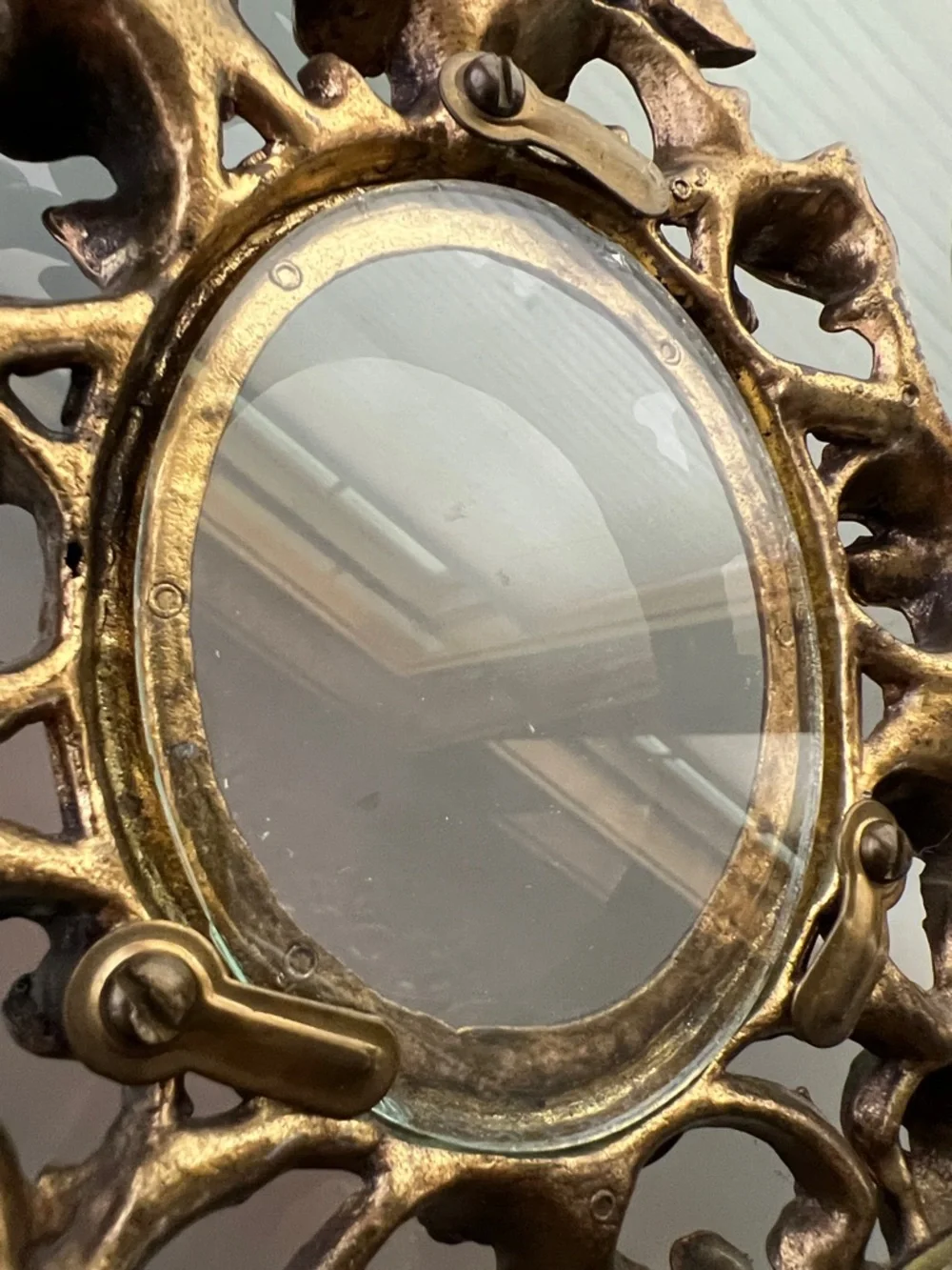 🖼️Ornate Metal Victorian Picture Frame #7249 Heavy Metal Scrollwork Kickstand